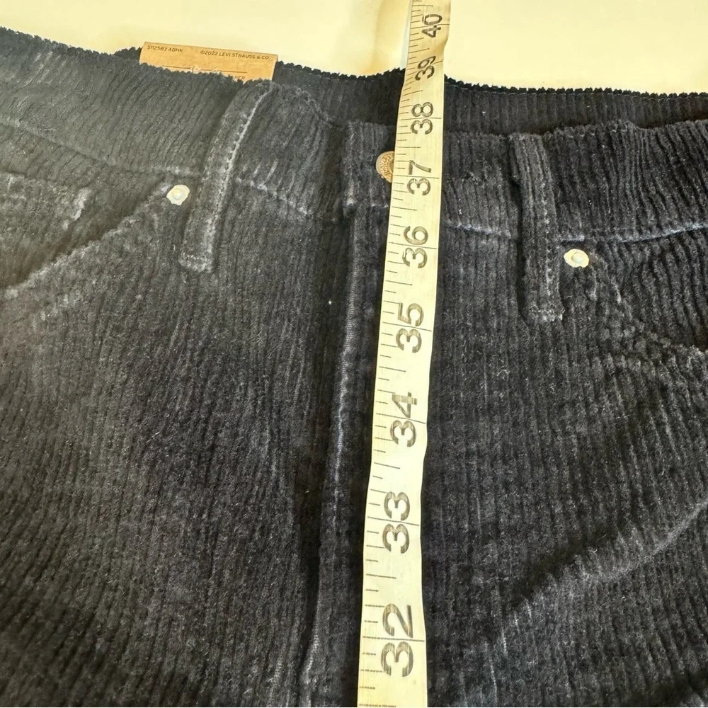 Levis 311 Shaping Skinny Corduroy Pants Black Midrise Jeans Women Sz 30x30 NEW